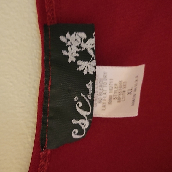 ³/⁴ sleeve Xl Burgandy top - Picture 3 of 4